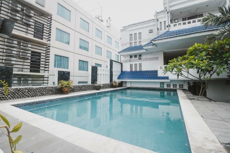 Reddoorz Premium @ Thamrin Kebon Sirih Hotel Jakarta Bagian luar foto